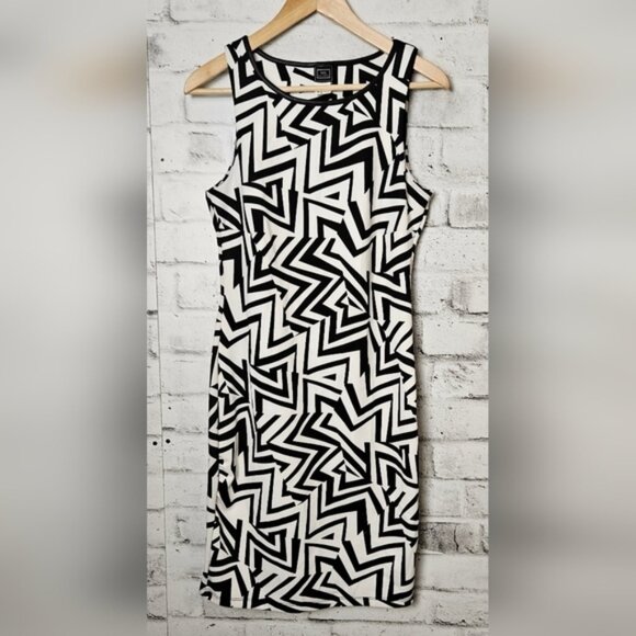 Dresses & Skirts - THX Y2K Abstract Black and White Dress